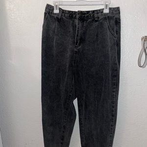 Black mom jeans
